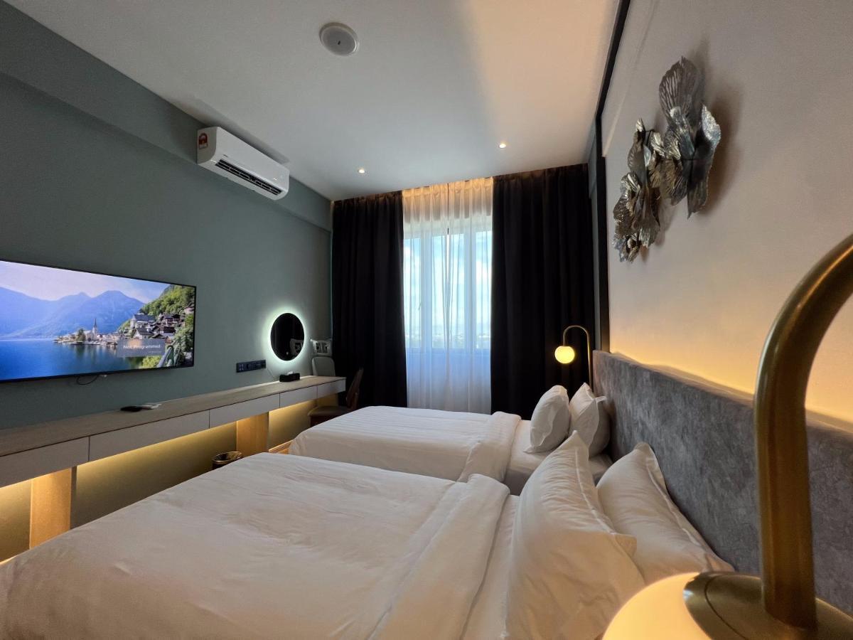 Hotel Fuhotel 3*