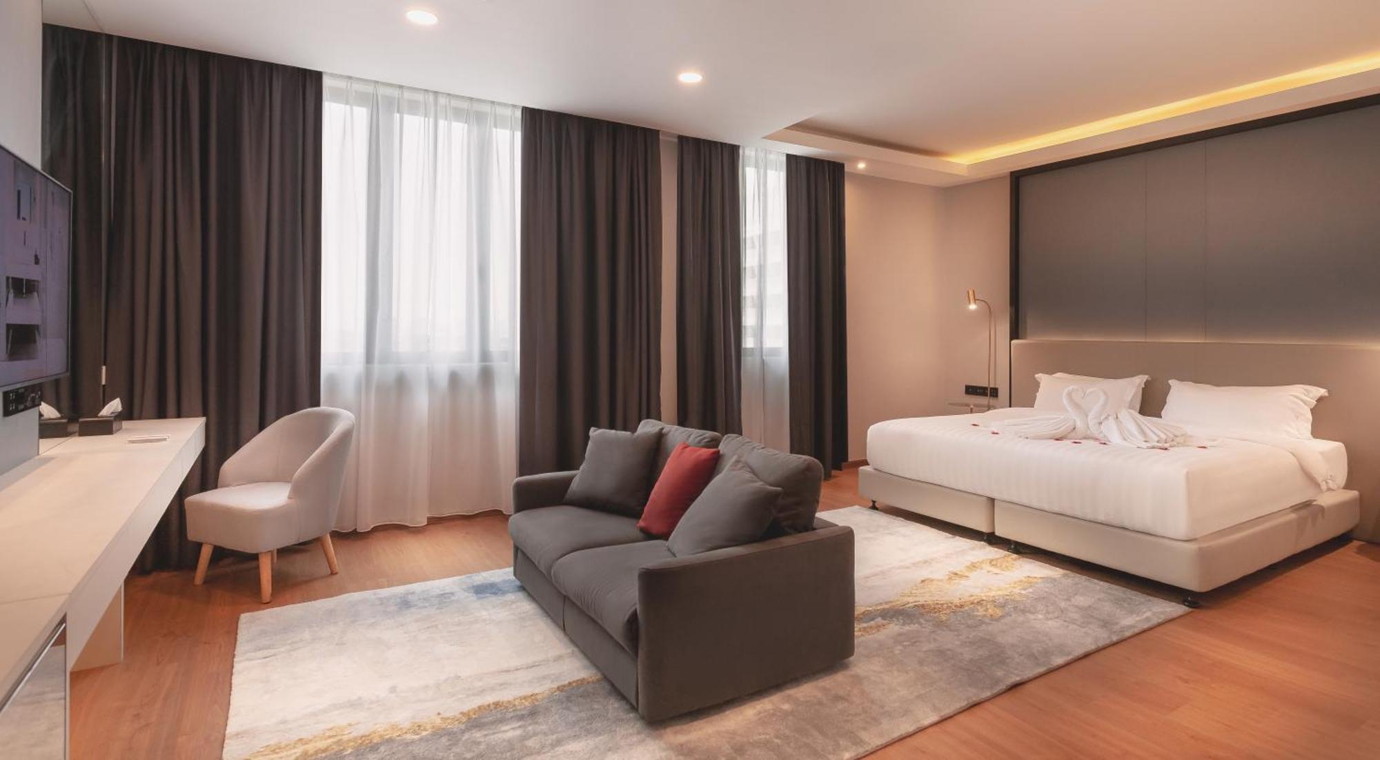 Fuhotel Hotel