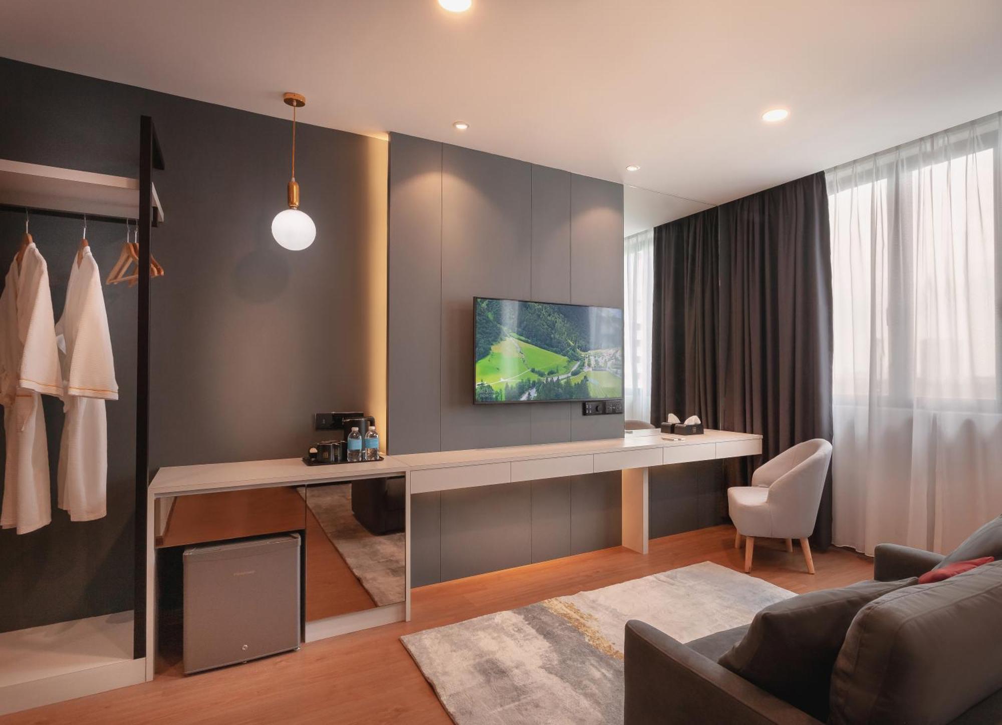 Fuhotel Hotel 3*